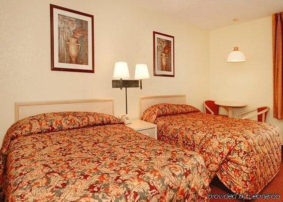 Econo Lodge Мобил Номер фото